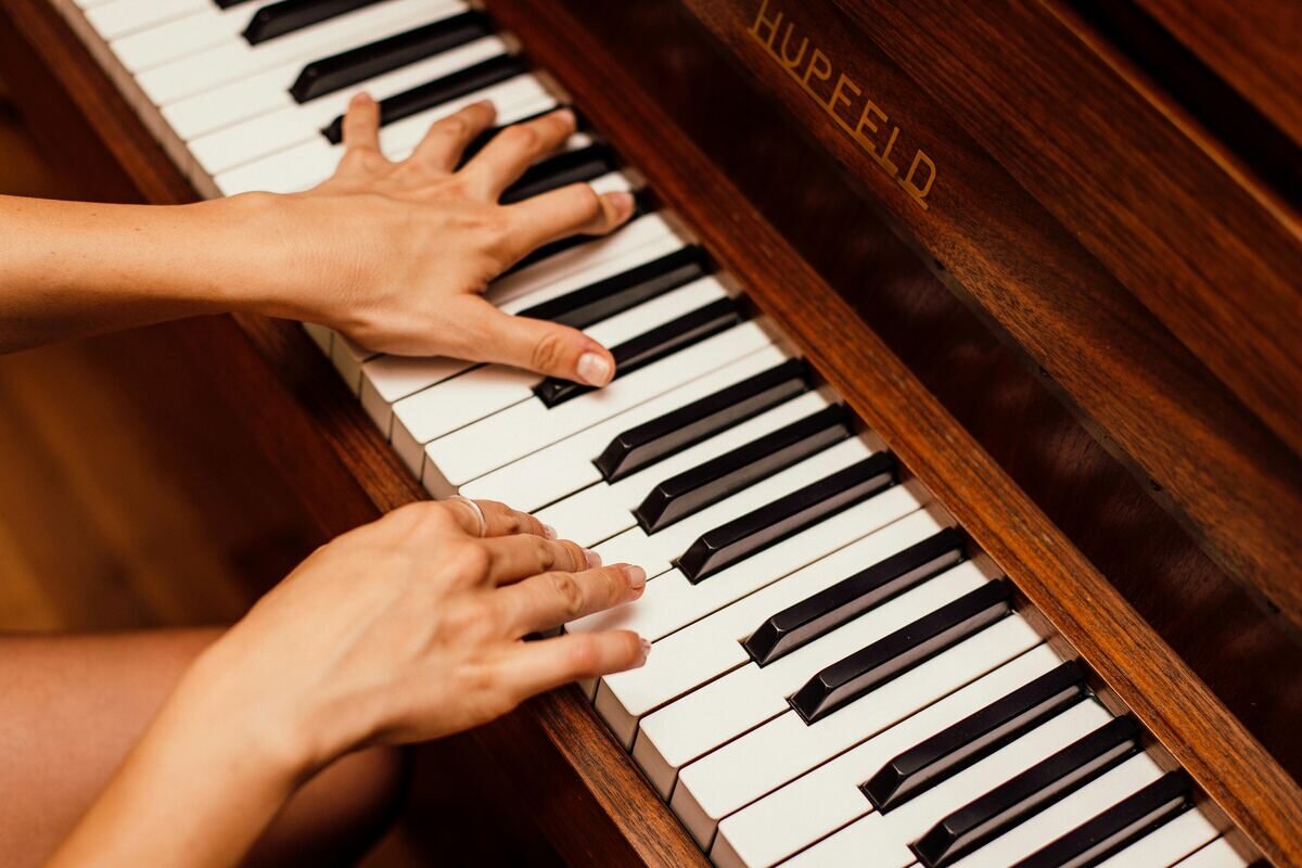 Lezione di pianoforte a Crema — classico e moderno, accordi e armonia
